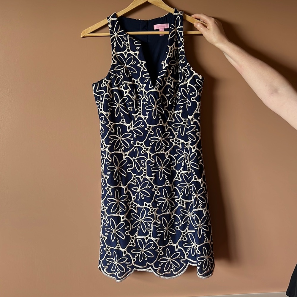 Navy Lilly Pulitzer dress - size 2 - perfect condition